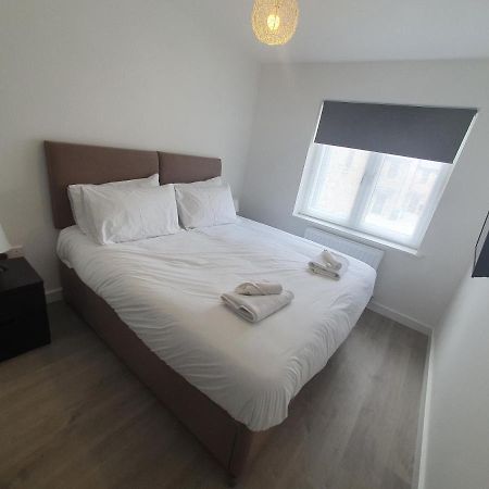 Lovely Home Close To City Center & Rail Station Честерфилд Экстерьер фото